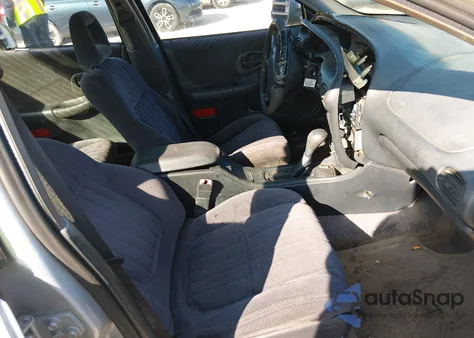 2002 Pontiac Grand Prix Se z USA, uszkodzony, nr VIN 1G2WK52J52F218642